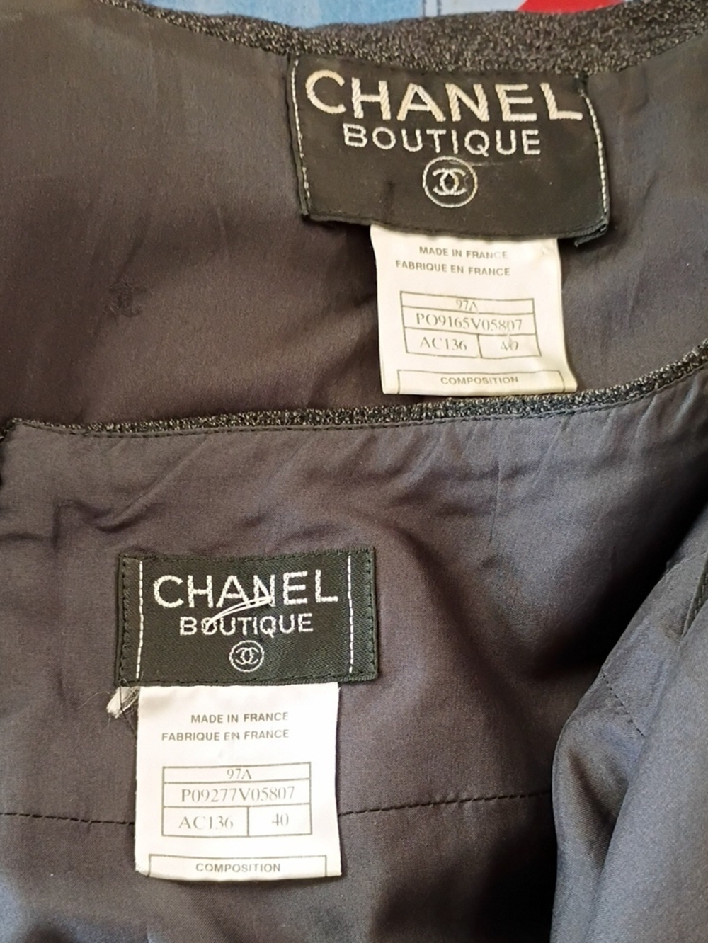 CHANEL Charcoal Gray Wool Two-Piece Jacket & Skirt Suit - Picture 7 of 10